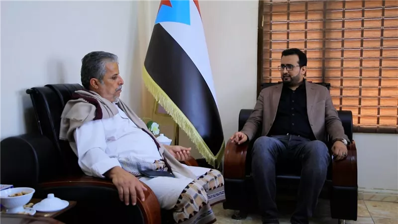 العولقي يؤكد على أهمية مواجهة المخاطر التي تواجه شبوة 