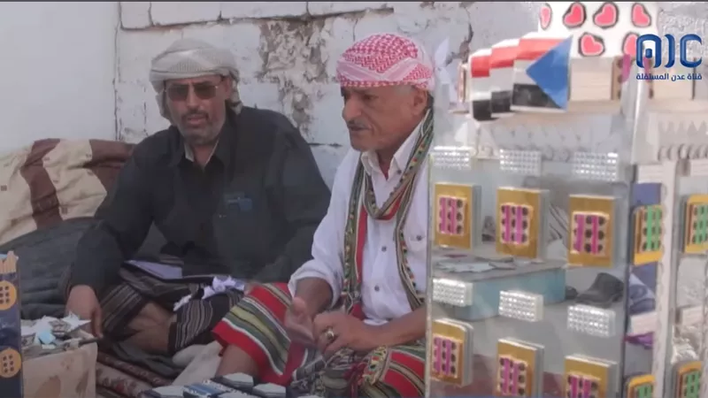 العمودي.. فنان تشكيلي يربط صلة الفن الشعبي بالمعاصر 