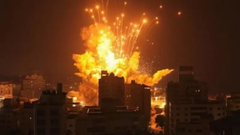 غارات أميركية بريطانية جديدة تستهدف 36 هدفاً عسكرياً في مناطق سيطرة مليشيا الحوثي