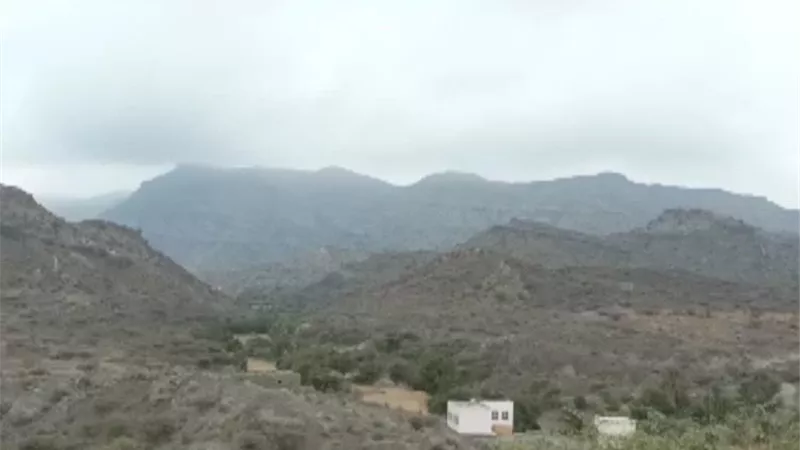 مليشيا الحوثي تقصف قرى سكنية بالمنطقة الحدودية شمالي لحج