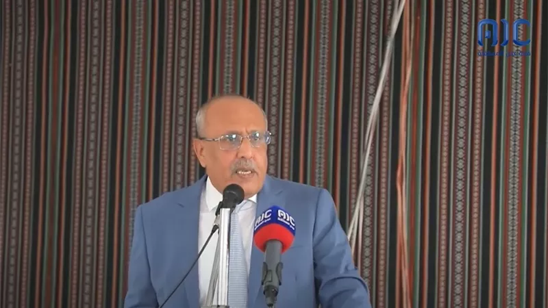 الكثيري: ستة أشهر لدى الحكومة الجديدة لمعالجة الوضع الخدمي الراهن
