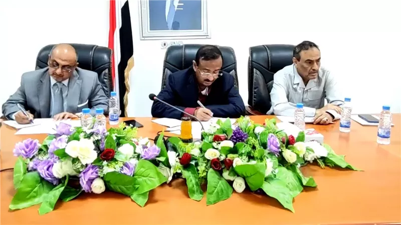 لجنة المناقصات بشبوة ترسي عطاءات 3 مشاريع جديدة