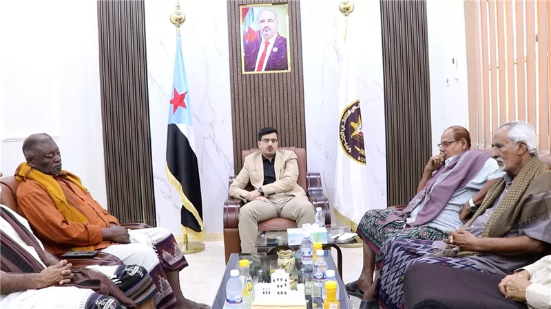 بن عفرار يشيد بالدور الريادي والوطني لكوادر الحزب الاشتراكي 