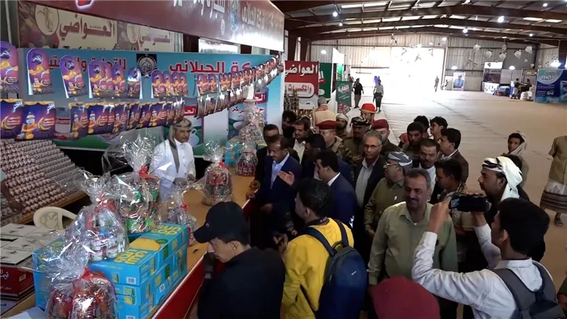 محافظ شبوة يفتتح المعرض الرمضاني الثالث بمدينة عتق 
