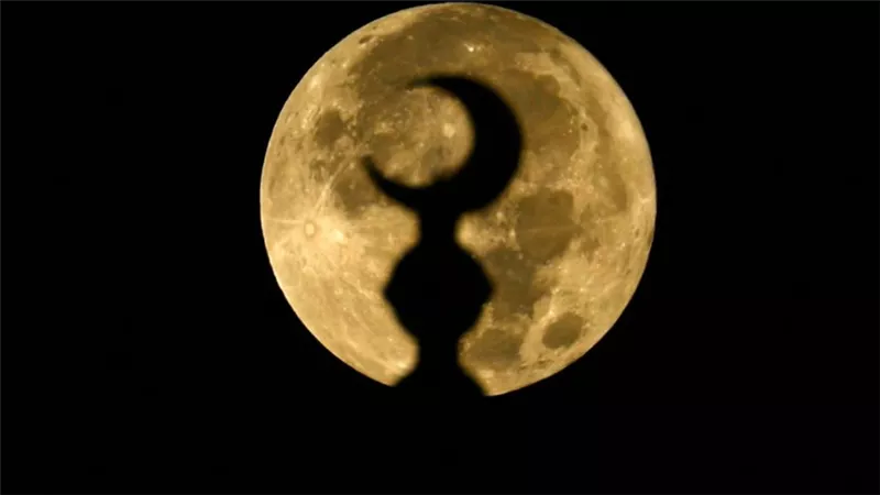 الإمارات والسعودية ودول عربية أخرى تعلن الاثنين أول أيام شهر رمضان