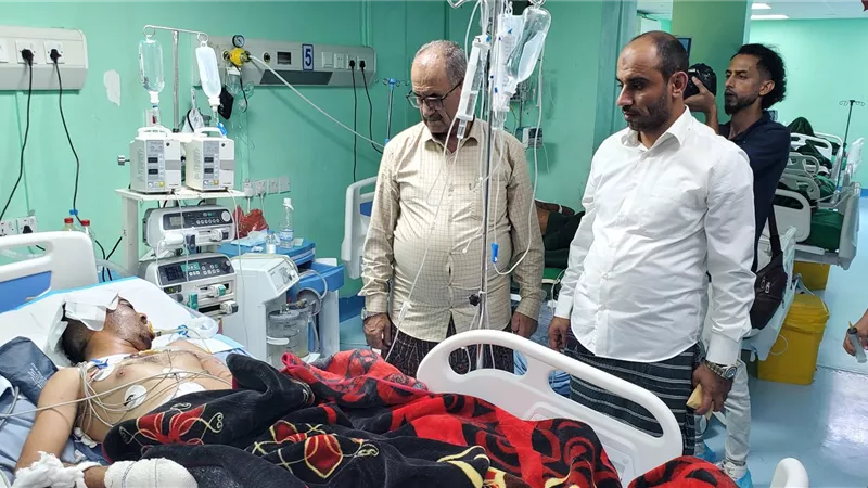 الجعدي يطلع على أوضاع جرحى القوات المسلحة في مشافي العاصمة عدن