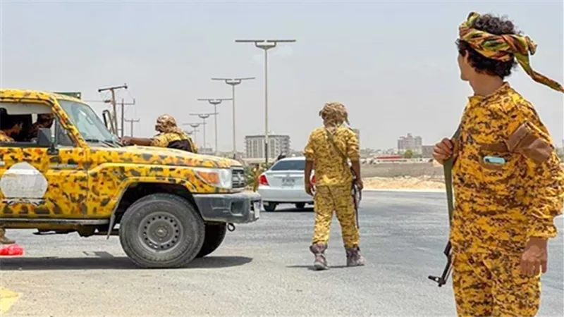القبض على خلية حوثية بمحافظة المهرة بحوزتهم مواد مخدرة وأسلحة
