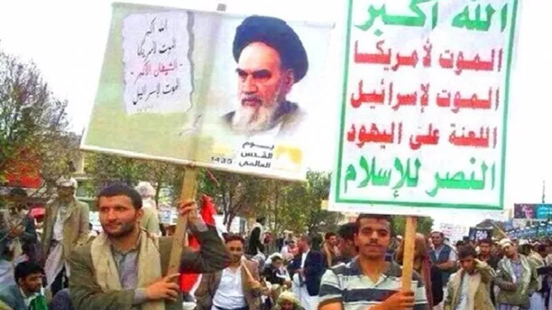 الكشف عن اجتماع سري بين قيادات حوثية وأخرى في الحرس الثوري الإيراني بالحديدة 