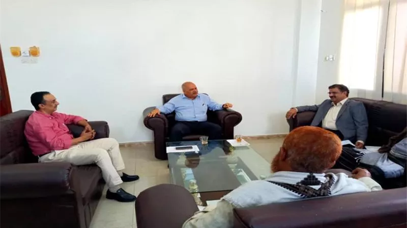 عضو هيئة الرئاسة الدكتور السعيدي يناقش الأوضاع الصحية بعدن 