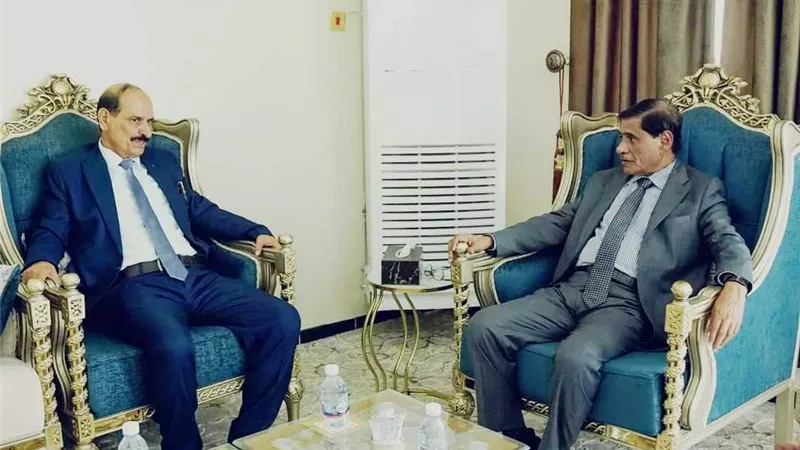 اللواء البحسني يطّلع على نشاط السلطة المحلية بمحافظة شبوة