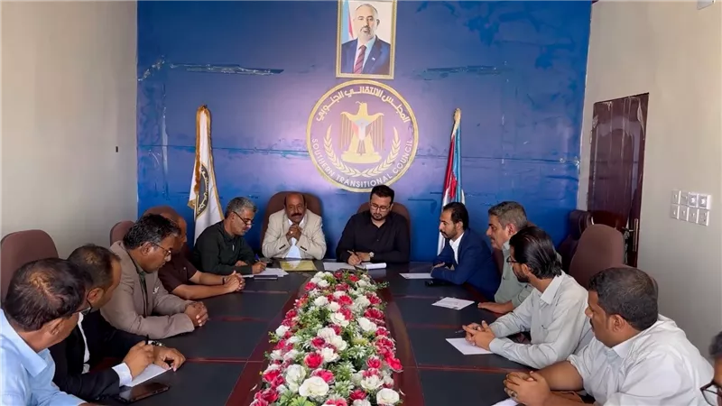 انتقالي شبوة يناقش التحضيرات الأخيرة لعقد الدورة الثانية للجمعية الوطنية