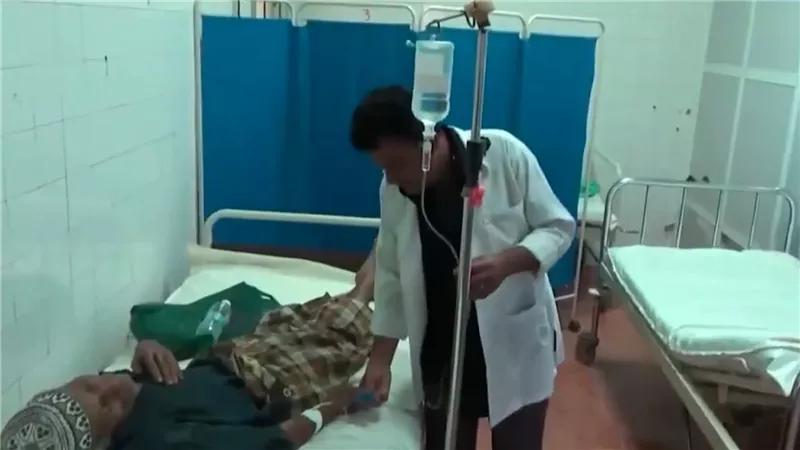   صحة المحفد تطلق نداء استغاثة بعد ظهور 18حالة كوليرا مؤكدة 