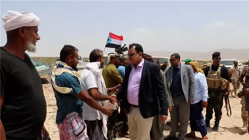 افتتاح المرحلة الأولى لمشروع خيصة الصيادين بمنطقة زاحق في سقطرى 