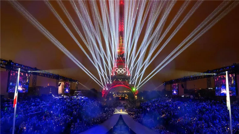صور مذهلة من حفل افتتاح أولمبياد باريس 2024 