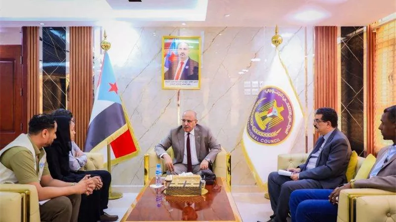 القائم بأعمال رئيس المجلس يستقبل وفد منظمة 
