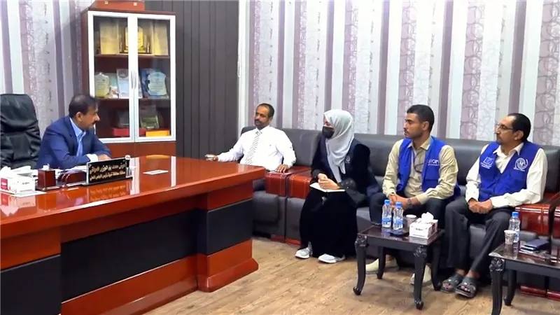 محافظ شبوة يشدد على أهمية توحيد الجهود لاحتواء الهجرة غير الشرعية