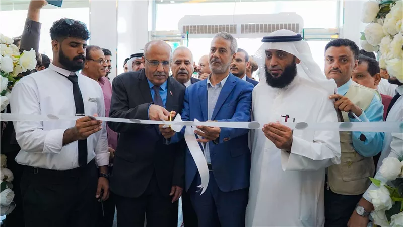 الكثيري يفتتح المستشفى الأمريكي الحديث في عدن ومخيماً مجانياً لمرضى السرطان 