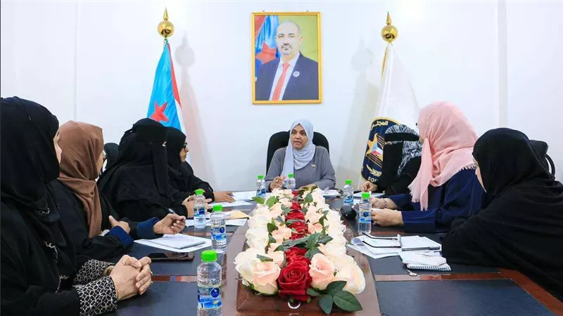 هيئة المرأة تناقش احتياجات الطالبات الجامعيات مع بداية العام الجامعي الجديد
