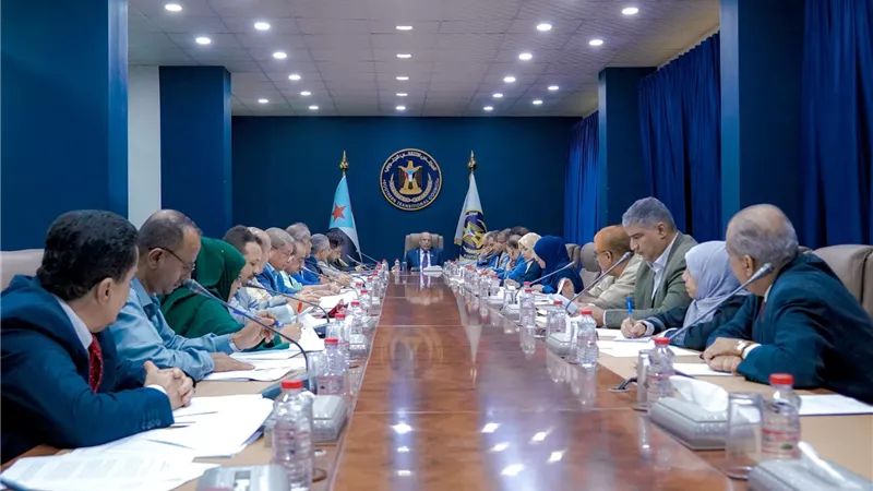 هيئة الرئاسة تشيد بتضحيات أبطال القوات الجنوبية بإفشالهم تصعيد مليشيا الحوثي وتلقينها دروسا قاسية جديدة