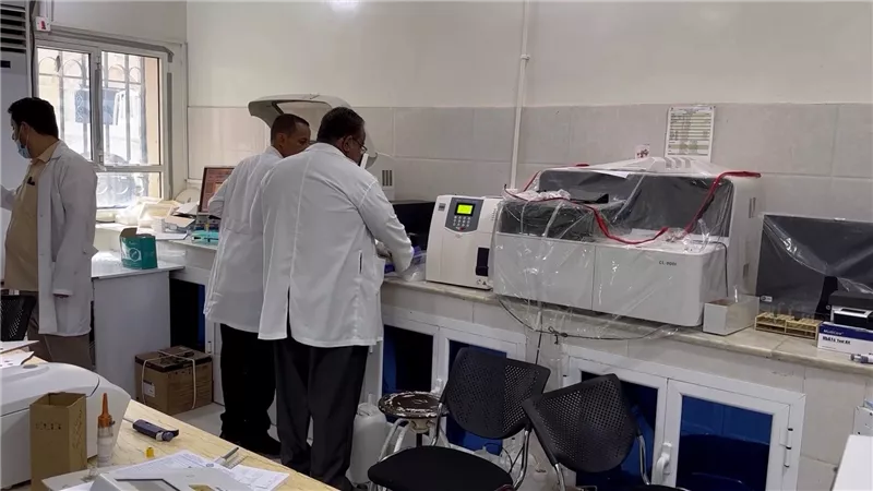 تسجيل أول حالة وفاة بالكوليرا في شبوة والمحافظ يدعو المنظمات الدولية لاحتواء الوباء