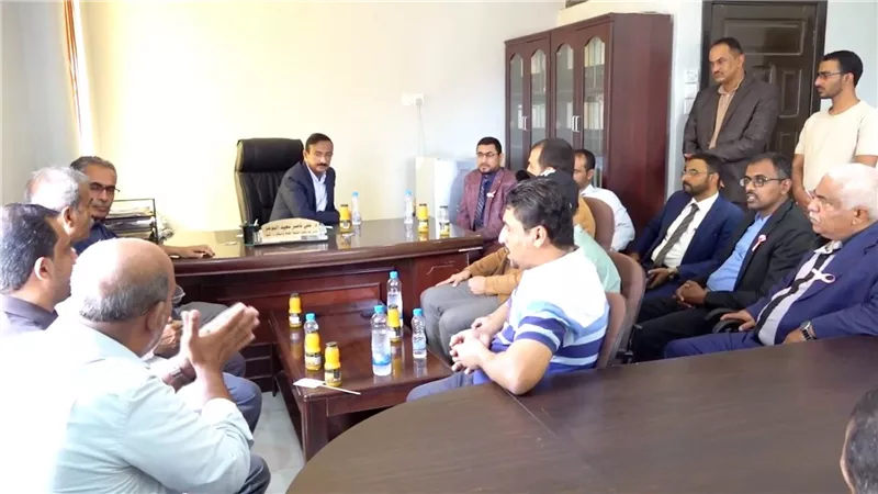محافظ شبوة يثمن دعم مؤسسة خليفة للقطاع الصحي بالمحافظة