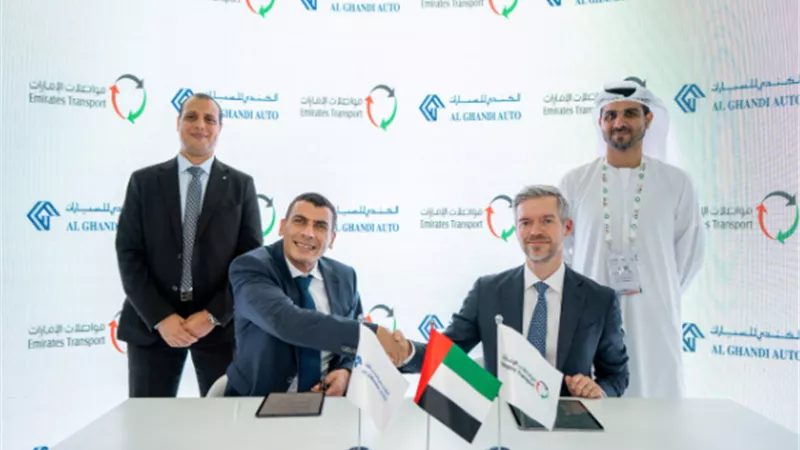 مواصلات الإمارات تعلن عن تجارب رائدة لشحن المركبات الكهربائية بالطاقة الشمسية في جيتكس جلوبال 2024