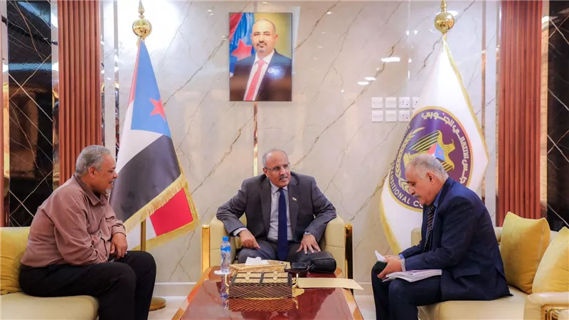 الكثيري يشيد بدور اللجان المجتمعية في معالجة القضايا وخدمة المواطنين بالعاصمة عدن