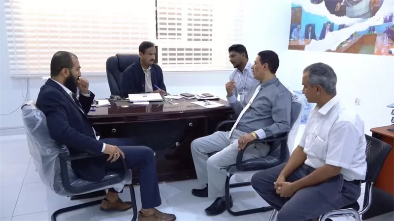 محافظ شبوة يشيد بتعاون كلية الطب ومستشفى بن زايد ويؤكد أهمية التدريب العملي 