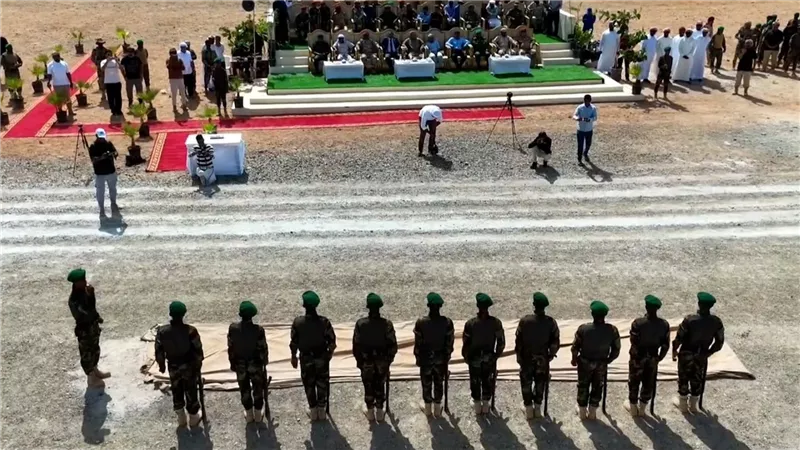 محافظ سقطرى يشهد حفل تخرج الدفعة الثالثة لقوات الدعم والإسناد
