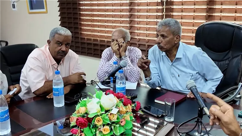محافظ لحج يؤكد دعم الفعاليات الثقافية والفنية والرياضية بالمحافظة