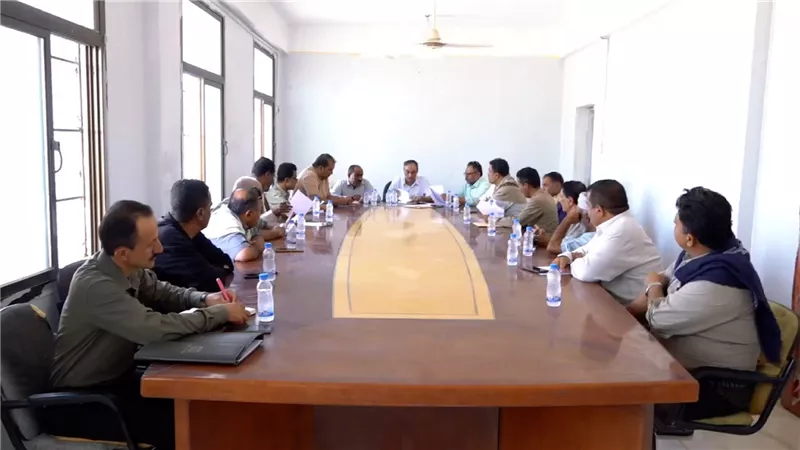 قيادة شبوة تؤكد عزمها على تصحيح مسار الموارد المالية وتعزيز الشفافية 