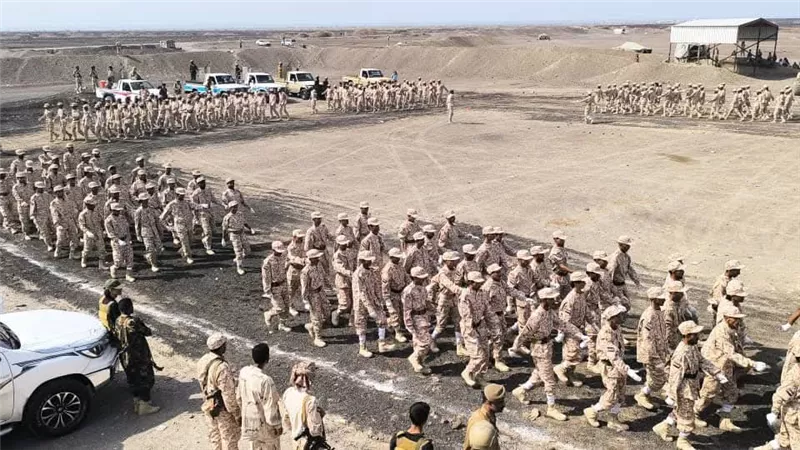 عرض عسكري مهيب لوحدات اللواء الثاني دعم وإسناد يجسد الجاهزية القتالية العالية