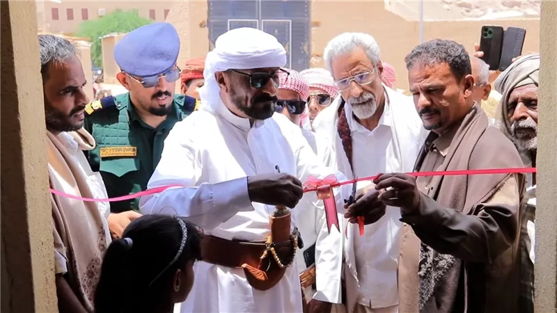 مدير عام شبام يدشن مشاريع تعليمية بالتزامن مع انطلاق العام الدراسي الجديد