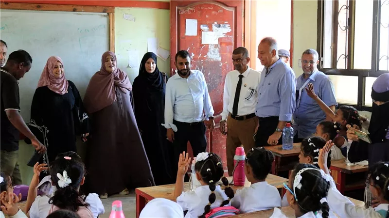 الانتقالي والسلطة المحلية بالمعلا يدشنان العام الدراسي الجديد بالمديرية 