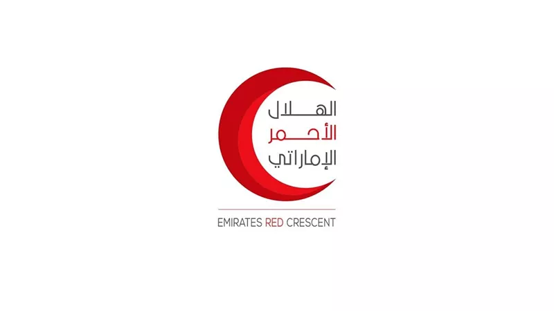 الهلال الأحمر الإماراتي يوجه تبرعاً بقيمة 20 مليون درهم لدعم مشاريع إنسانية في بلادنا