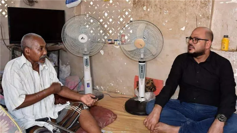 نائب رئيس انتقالي حضرموت يطمئن على صحة المناضل الجنوبي سالم مبارك باكوينه