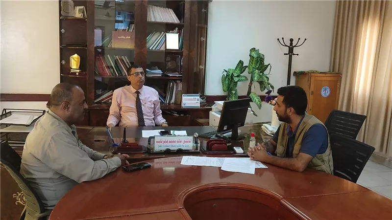 صحة لحج تبحث تدخلات منظمة الإغاثة الأولية الدولية في المحافظة 