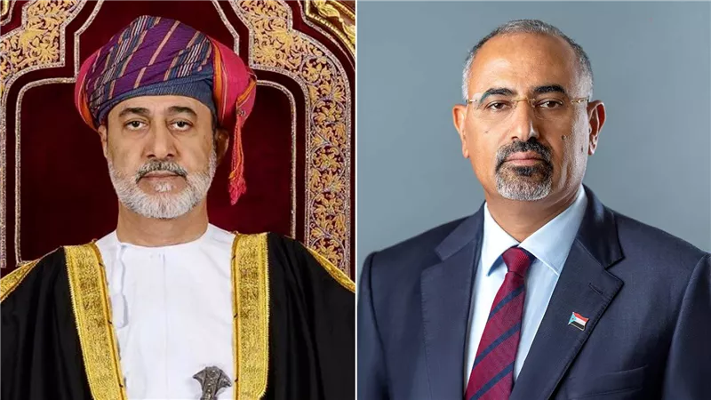 الرئيس الزُبيدي يهنئ السلطان هيثم بن طارق بمناسبة اليوم الوطني لسلطنة عُمان