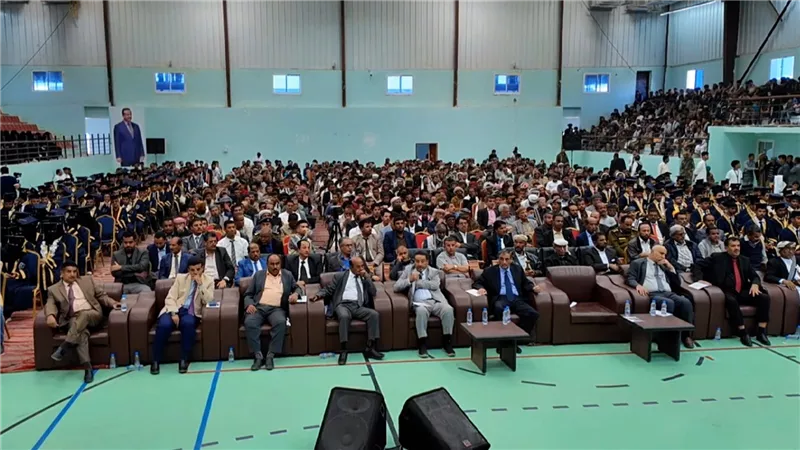 جامعة شبوة تحتفل بتخرج الدفعة الأولى من طلابها
