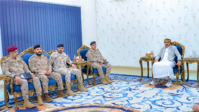 الرئيس الزُبيدي يستقبل قيادة القوات المشتركة لقوات التحالف العربي 