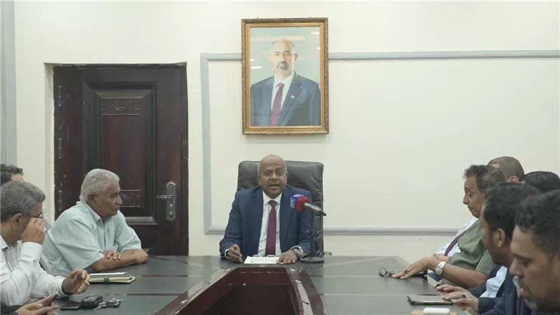 وزارة الشباب والرياضة تدعو لإعلان دولة الجنوب العربي 