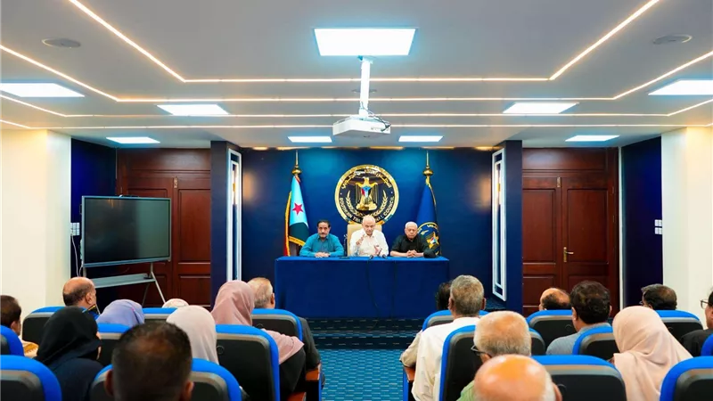 بيان صادر عن الاجتماع الاستثنائي الطارئ للجمعية الوطنية ومجلس المستشارين والأمانة العامة بالمجلس الانتقالي الجنوبي