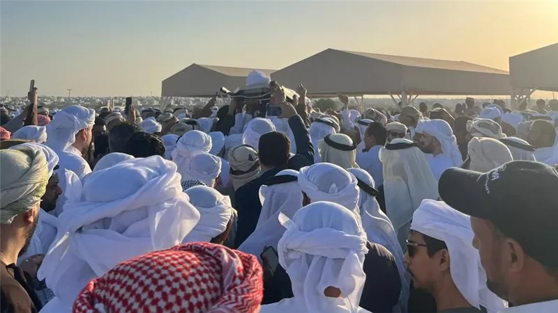 في موكب جنائزي مهيب.. تشييع جثمان الرئيس الراحل 