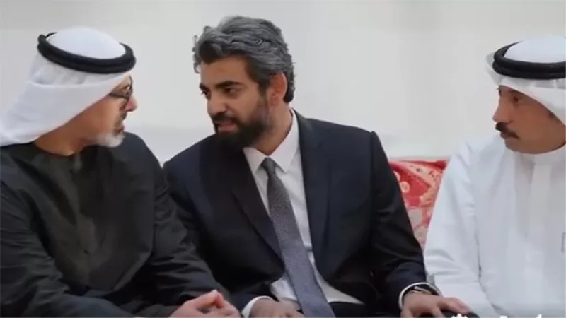 خالد بن محمد بن زايد يُقدم واجب العزاء في وفاة الرئيس علي سالم البيض