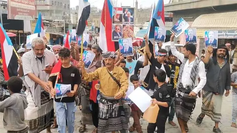 مسيرات جماهيرية حاشدة في مديريات أبين تجدد رفض الوصاية والتمسك بالمشروع الجنوبي التحرري