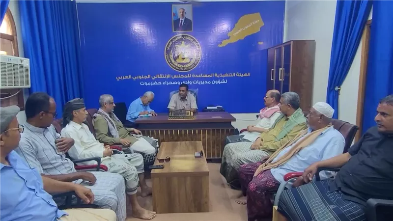 تنفيذية انتقالي وادي وصحراء حضرموت تناقش ترتيبات المخيمات الصيفية 