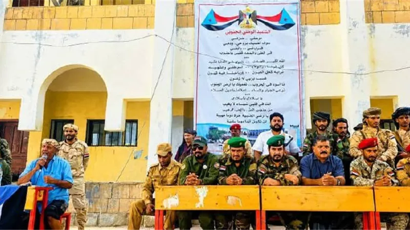 اجتماع استثنائي للمجلس الانتقالي مع قيادة محور يافع والسلطة المحلية لرفع الجاهزية