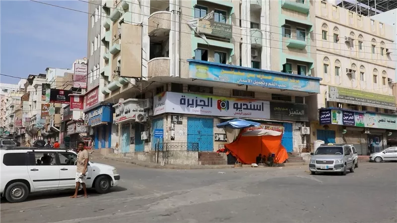 عصيان مدني واسع يغلق الأسواق ويشل حركة المواصلات في حضرموت