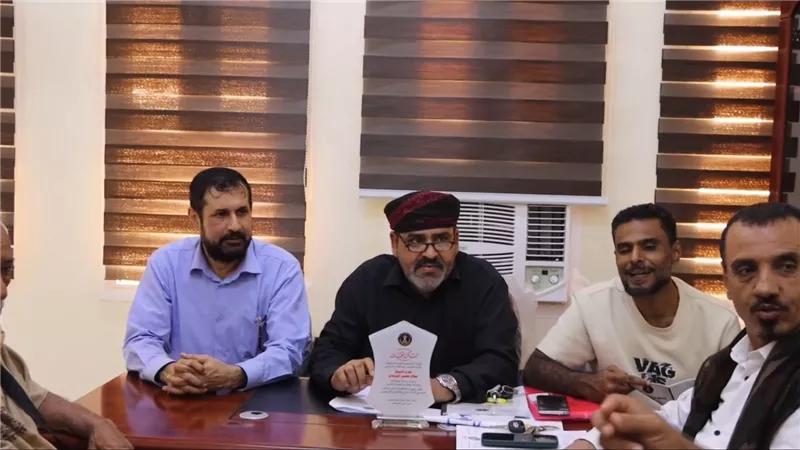 المقدم اليزيدي يناقش مع قيادة اتحاد قبائل الجنوب بمحافظة أبين ترتيب اللقاء العام