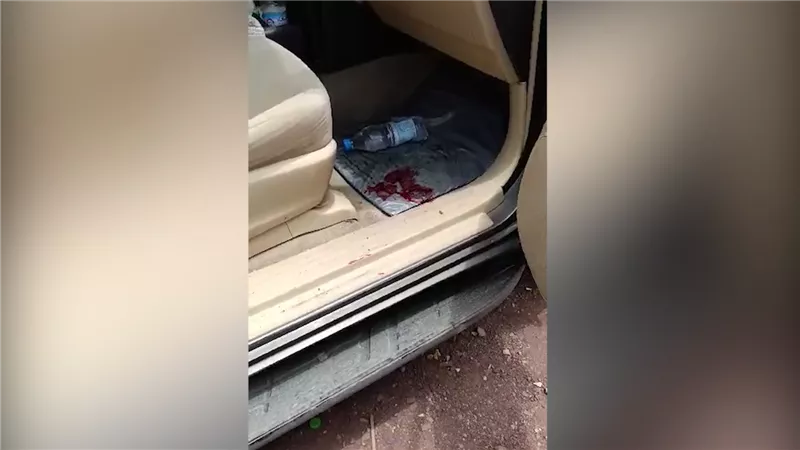 مليشيا الحوثي الإرهابية تستهدف الأعيان المدنية شمال مريس وتصيب مدنيين